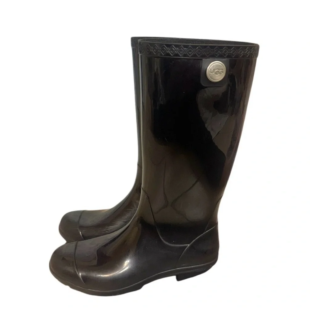 UGG black patent Shayne RAIN BOOTS women’s size 6